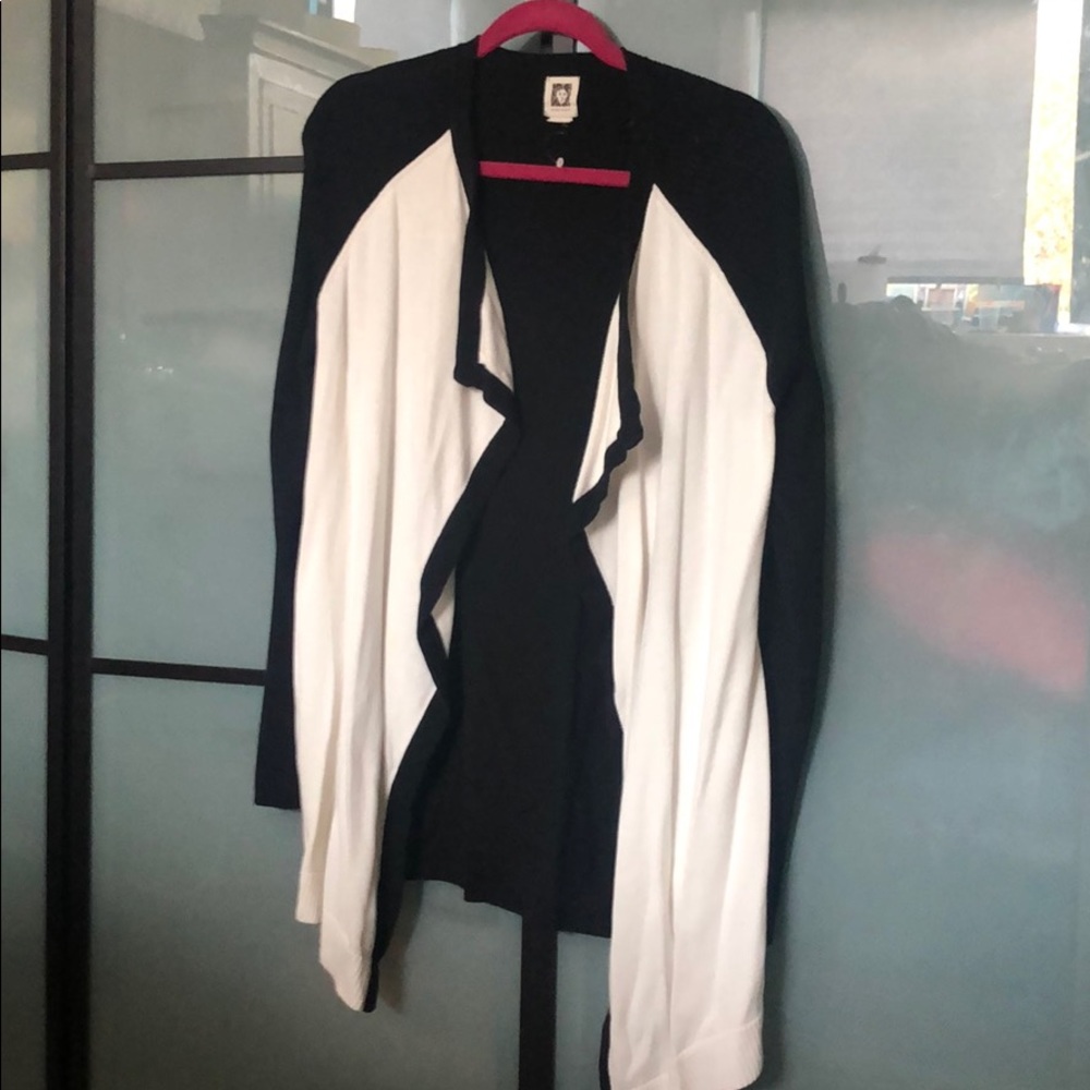 Black/white sweater cardigan